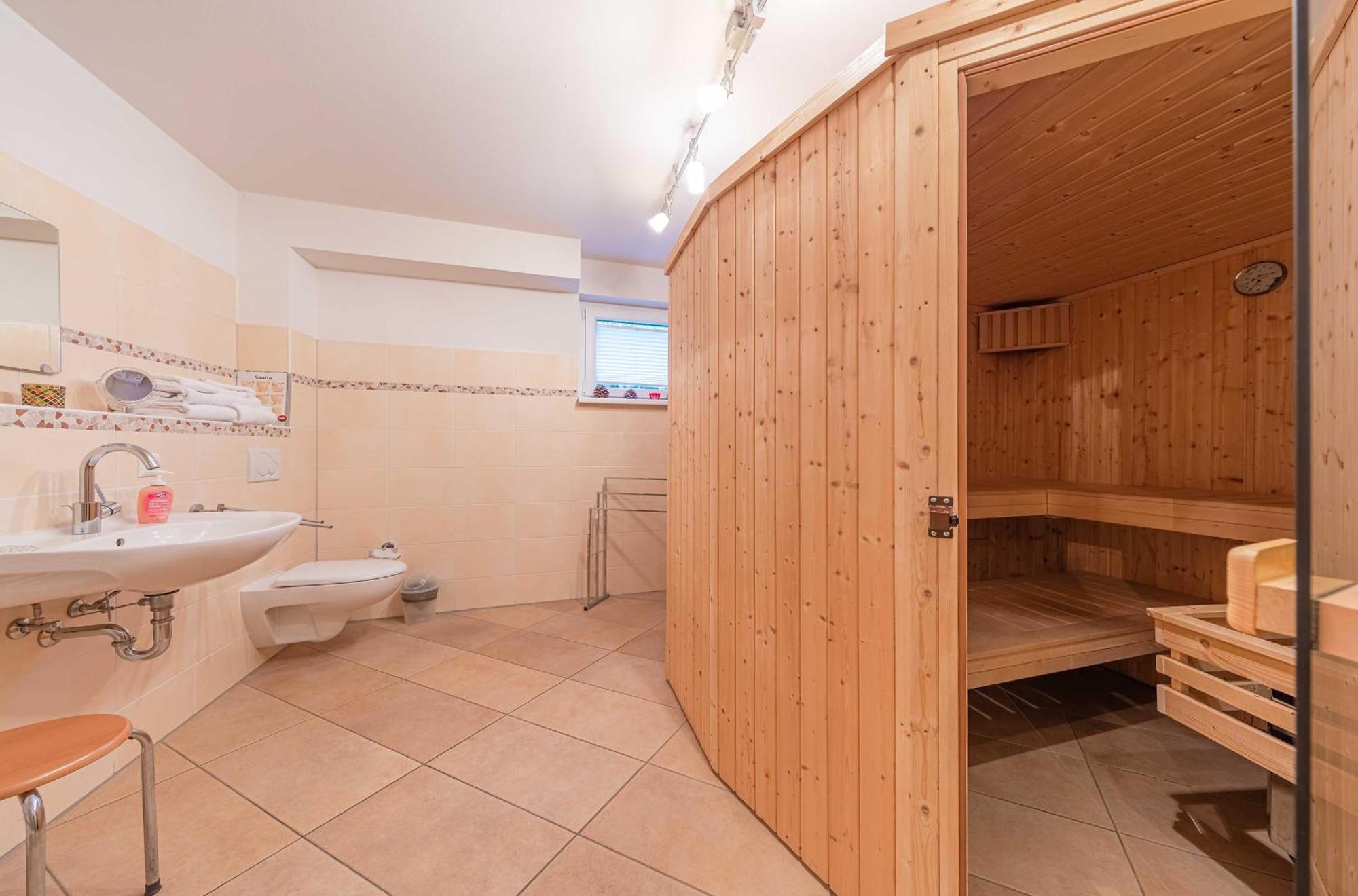 Havelquelle Mit Sauna Und Garten Kratzeburg Exterior photo